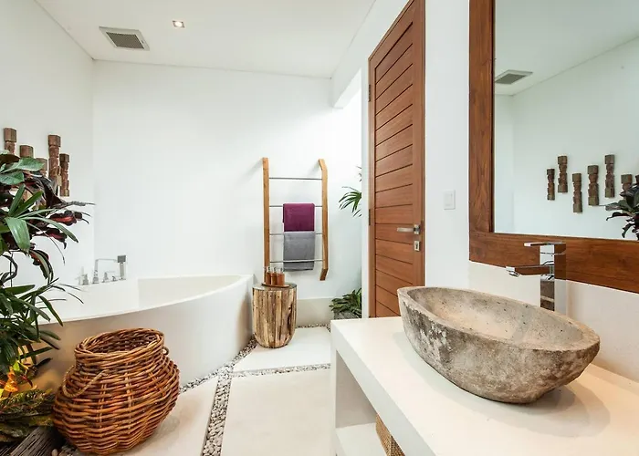 5 Bd Avec Chill-out Exterieur Villa